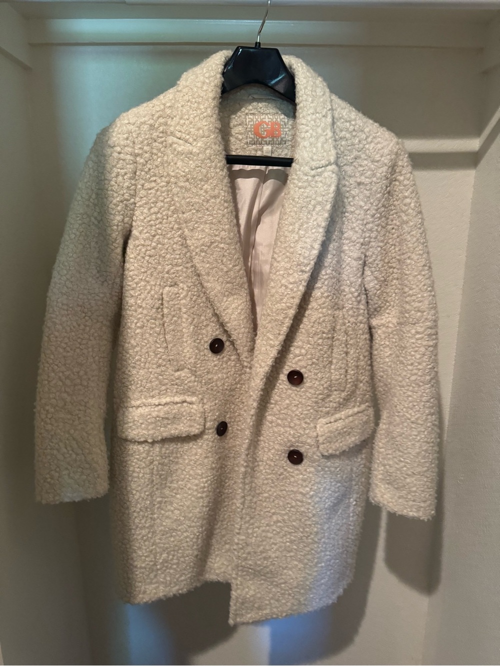 Cozy Cream Bouclé Gianni Bini Women's Coat